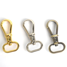 Load image into Gallery viewer, Antique Brass Swivel Clip 20mm: Classic Bag Strap Hardware P00000UL