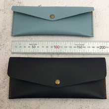 Load image into Gallery viewer, DIY Classic pencil case making kit Thread needle can be added Leather craft tools MLT-P0000DQK