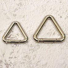 Load image into Gallery viewer, Open triangle ring Materials for making triangle key ring Gate Spring Ring Push Snap Hooks MLT- P0000DRT