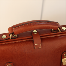 Load image into Gallery viewer, Internal Dulles frame,(27cm~38cm-4 size of frame), Aluminium doctor bag frame, Leather craft tool-MLT- P00000MQ