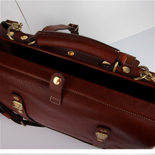 Load image into Gallery viewer, Internal Dulles frame,(27cm~38cm-4 size of frame), Aluminium doctor bag frame, Leather craft tool-MLT- P00000MQ