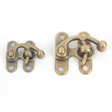 Load image into Gallery viewer, Swing Bag Clasps, 2 size of it, Old world style Clasps, Clutch Lock, Bag Making Suppliers, Leather craft tools MLT-P0000BKM
