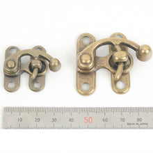 Load image into Gallery viewer, Swing Bag Clasps, 2 size of it, Old world style Clasps, Clutch Lock, Bag Making Suppliers, Leather craft tools MLT-P0000BKM
