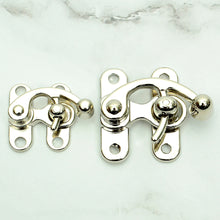 Load image into Gallery viewer, Swing Bag Clasps, 2 size of it, Old world style Clasps, Clutch Lock, Bag Making Suppliers, Leather craft tools MLT-P0000BKM
