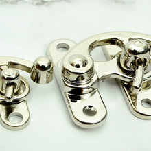 Load image into Gallery viewer, Swing Bag Clasps, 2 size of it, Old world style Clasps, Clutch Lock, Bag Making Suppliers, Leather craft tools MLT-P0000BKM
